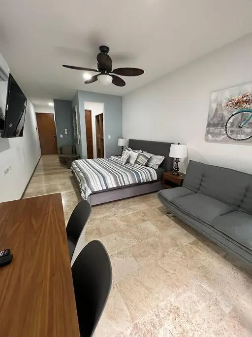 Enchanting Studio With Perfect Location! Playa del Carmen Apartment